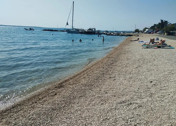 Apartmani Vrsi *
