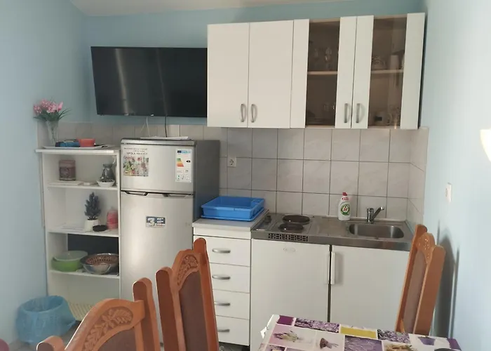 Apartmani Vrsi فرسي
