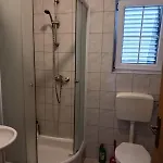 Apartmani Vrsi