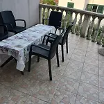 Apartmani Vrsi